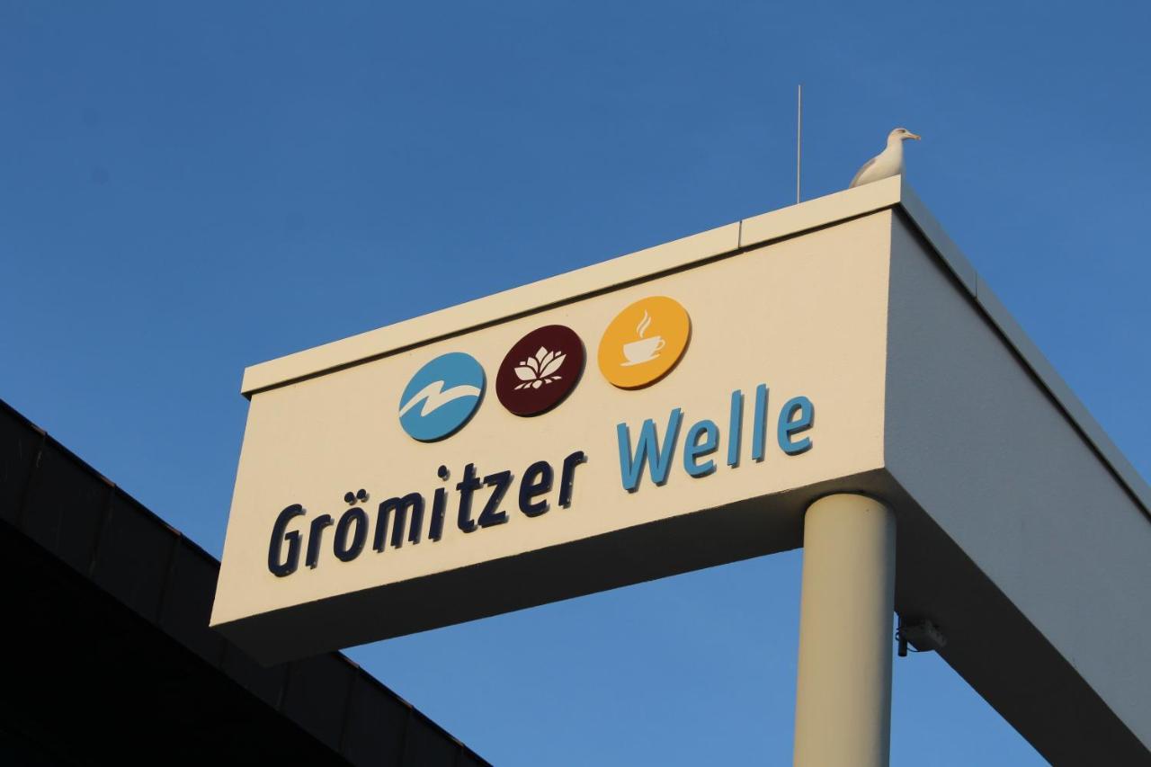 Ferienwohnungen Im Haus Strandburg Groemitz Exterior photo